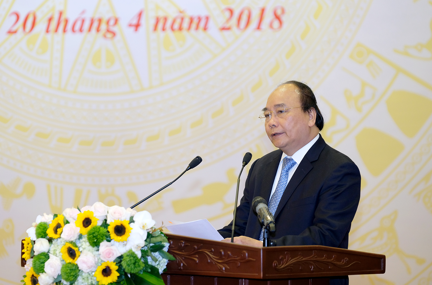 Quản lý đầu tư công chặt chẽ đồng thời chống phiền hà, sách nhiễu